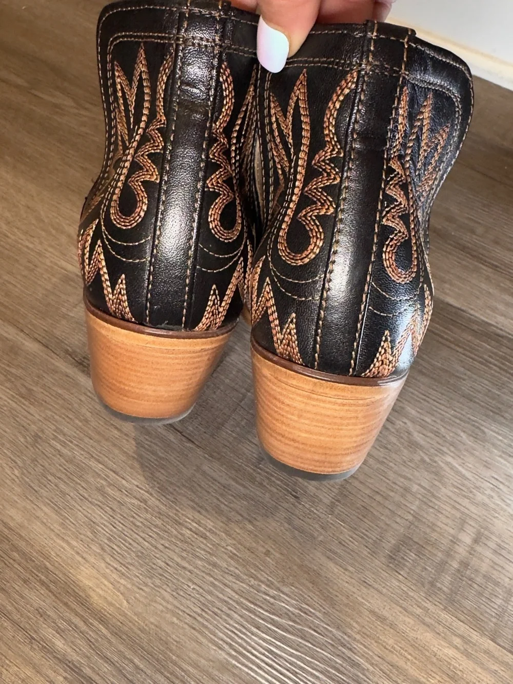 Ariat Dixon Brooklyn Black Leather Western Heeled Bootie Boots